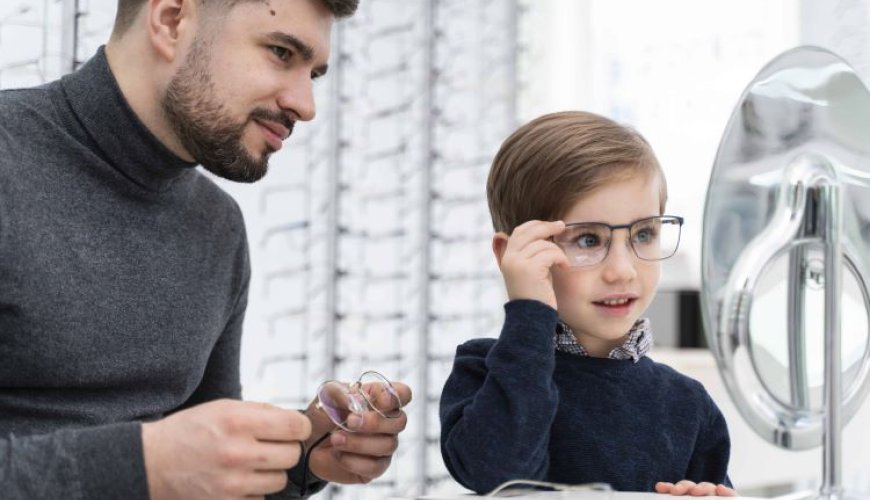 Jak wybrać okulary dla dzieci – kompleksowy przewodnik