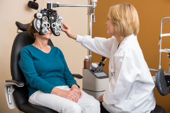 Czy optometrysta jest lekarzem?